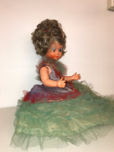 Lataa kuva Galleria-katseluun, Vanha nukke
